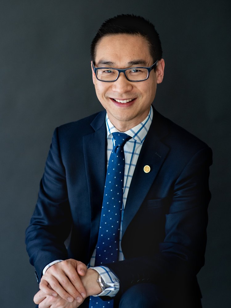 Dr Michael Fong
